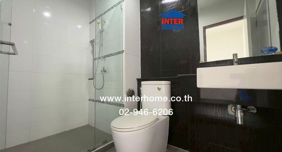 Local comercial en venta de 3 habitaciones en Nong Khaem, Bangkok