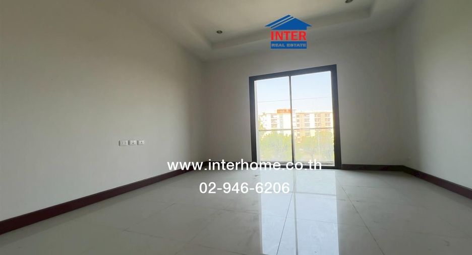 Local comercial en venta de 3 habitaciones en Nong Khaem, Bangkok