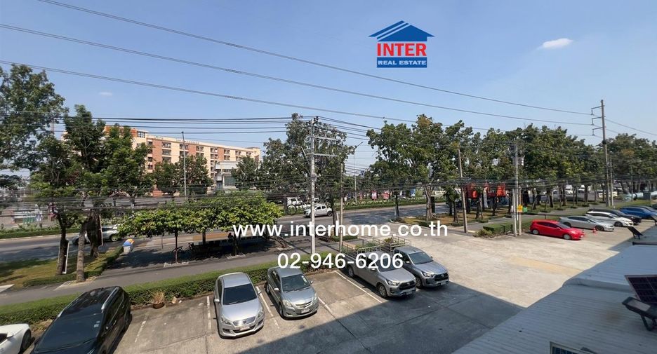 Local comercial en venta de 3 habitaciones en Nong Khaem, Bangkok