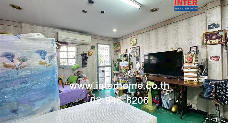 For sale 2 bedrooms townhouse in Mueang Nonthaburi, Nonthaburi
