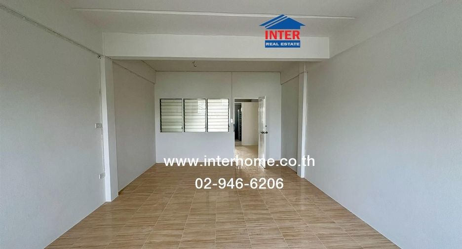 For sale 3 bedrooms retail Space in Bueng Kum, Bangkok