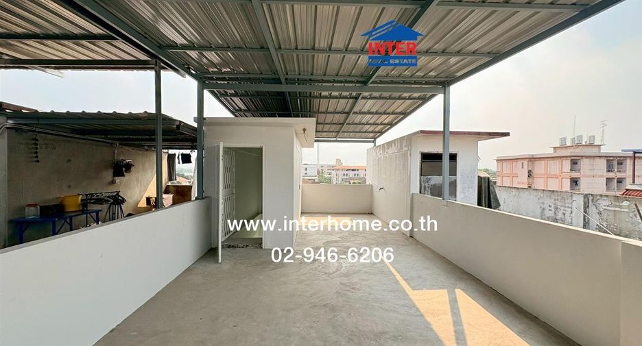 For sale 3 bedrooms retail Space in Bueng Kum, Bangkok