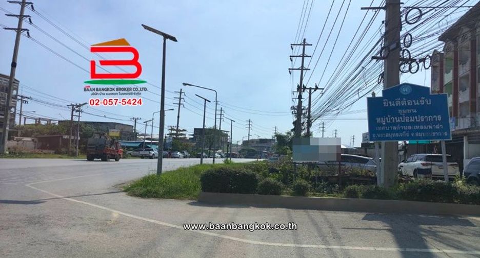 For rent and for sale 4 bedrooms townhouse in Phra Samut Chedi, Samut Prakan