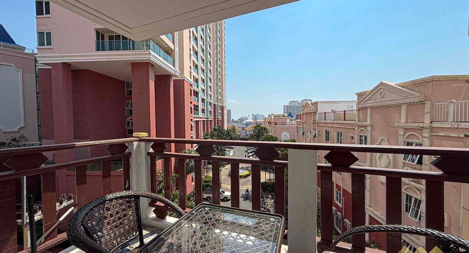 For rent 3 bedrooms condo in Bang Lamung, Chonburi