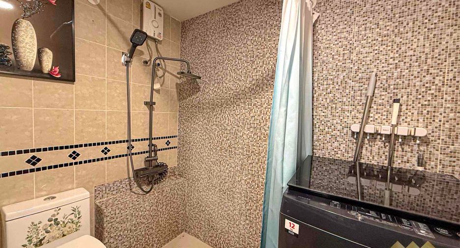 For rent 3 bedrooms condo in Bang Lamung, Chonburi