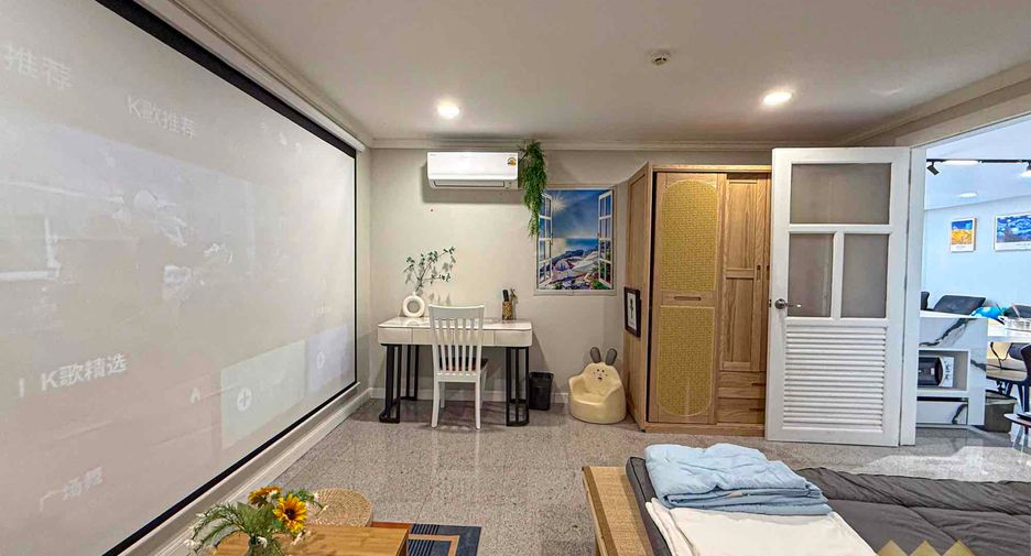 For rent 3 bedrooms condo in Bang Lamung, Chonburi