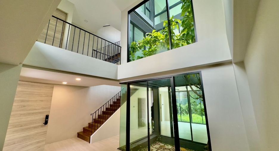 Reihenhaus zum Kauf mit 3 Zimmer in Lat Phrao, Bangkok