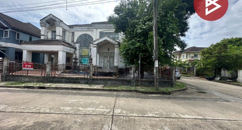 For sale 3 bedrooms house in Thawi Watthana, Bangkok
