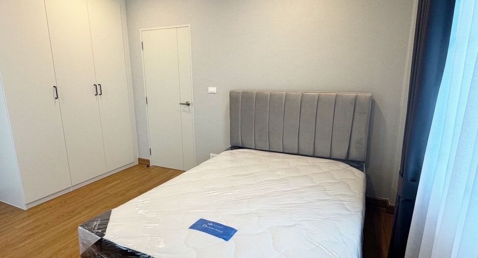 Casa en alquiler y en venta de 4 habitaciones en Bang Phli, Samut Prakan