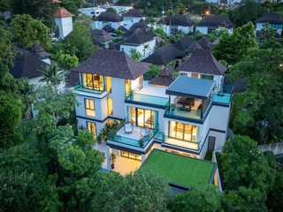 For sale 7 bedrooms villa in Jomtien, Pattaya