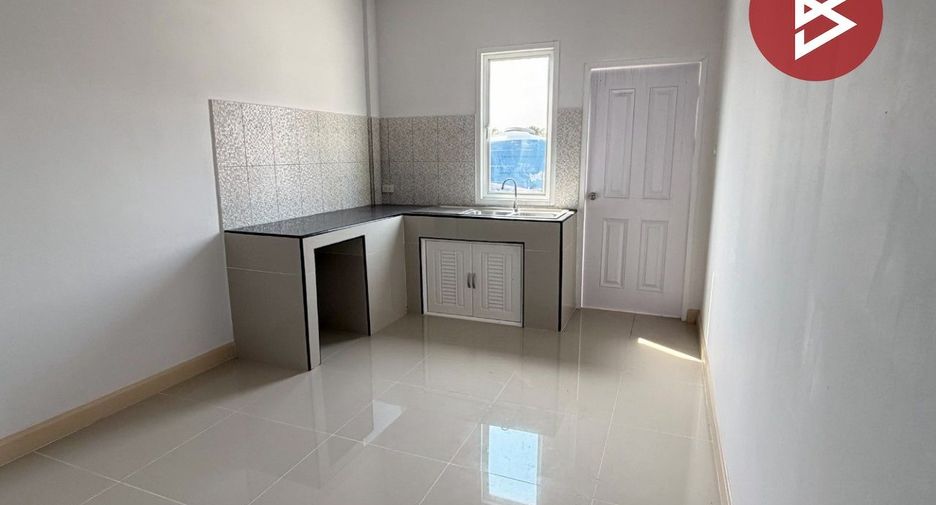 À vendre 2 chambres maison à Phan Thong, Chonburi