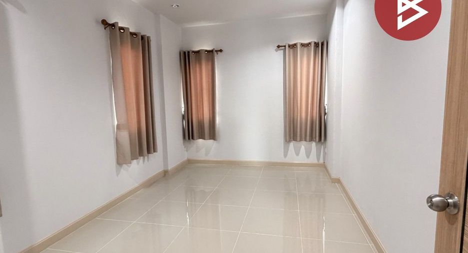 À vendre 2 chambres maison à Phan Thong, Chonburi