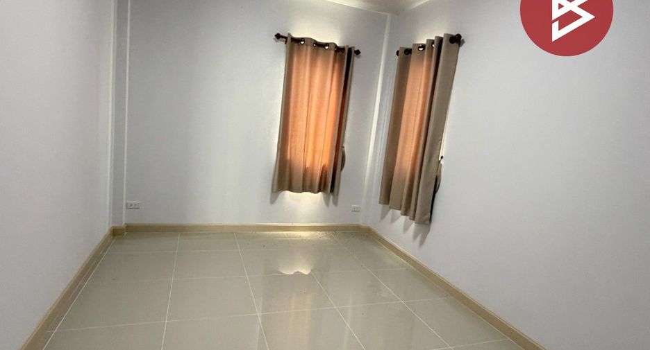 À vendre 2 chambres maison à Phan Thong, Chonburi