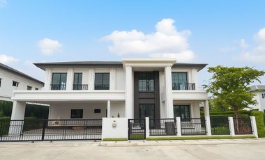 Haus zur Miete mit 4 Zimmer in Bang Phli, Samut Prakan