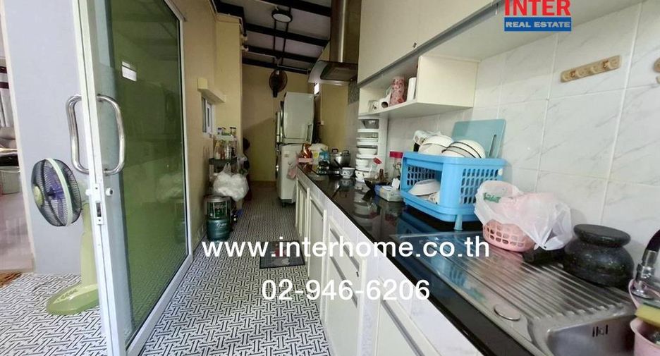 For sale 4 bedrooms house in Pak Kret, Nonthaburi
