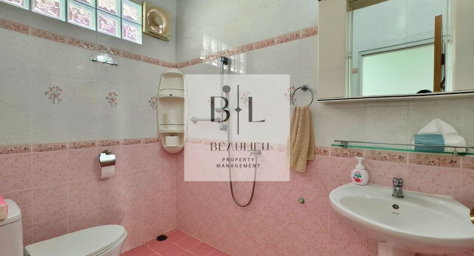 Haus zur Miete und zum Kauf mit 3 Zimmer in Bang Lamung, Chonburi
