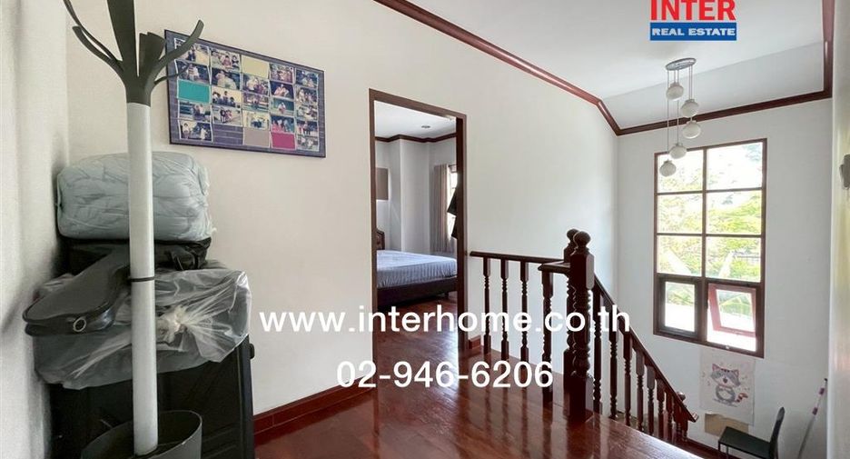 For sale 3 bedrooms house in Khan Na Yao, Bangkok