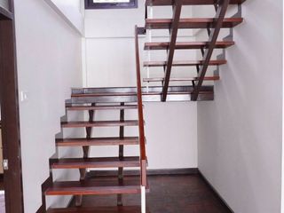 À louer 5 chambres maison à Lat Phrao, Bangkok