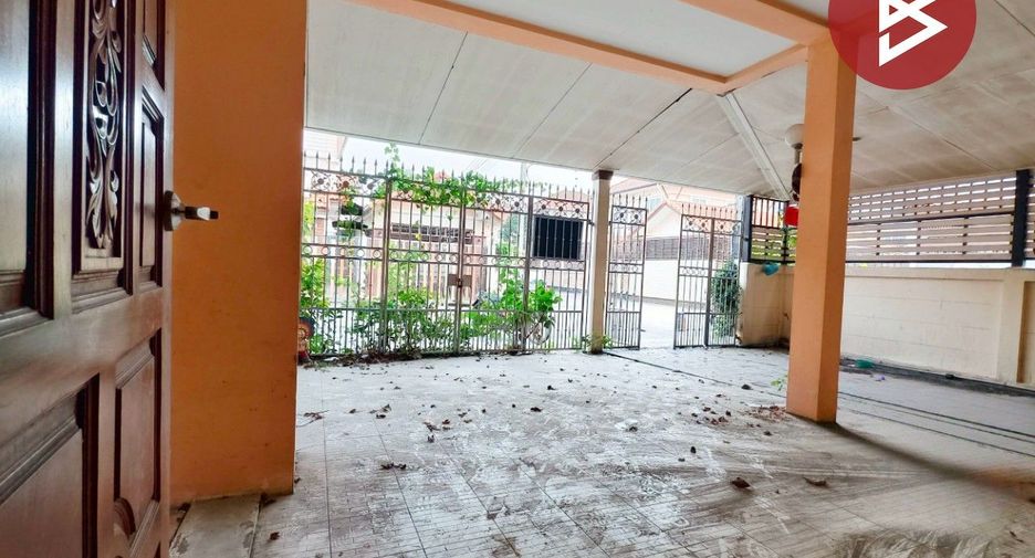出售 2 卧室 联排别墅 在 Krathum Baen, Samut Sakhon
