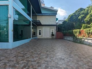 Haus zur Miete mit 9 Zimmer in Wang Thonglang, Bangkok