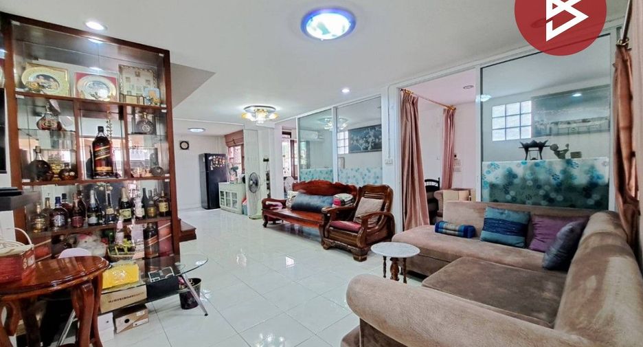 For sale 2 bedrooms house in Thawi Watthana, Bangkok