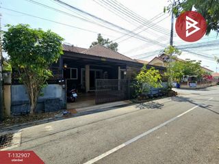 For sale 3 bedrooms house in Phan Thong, Chonburi