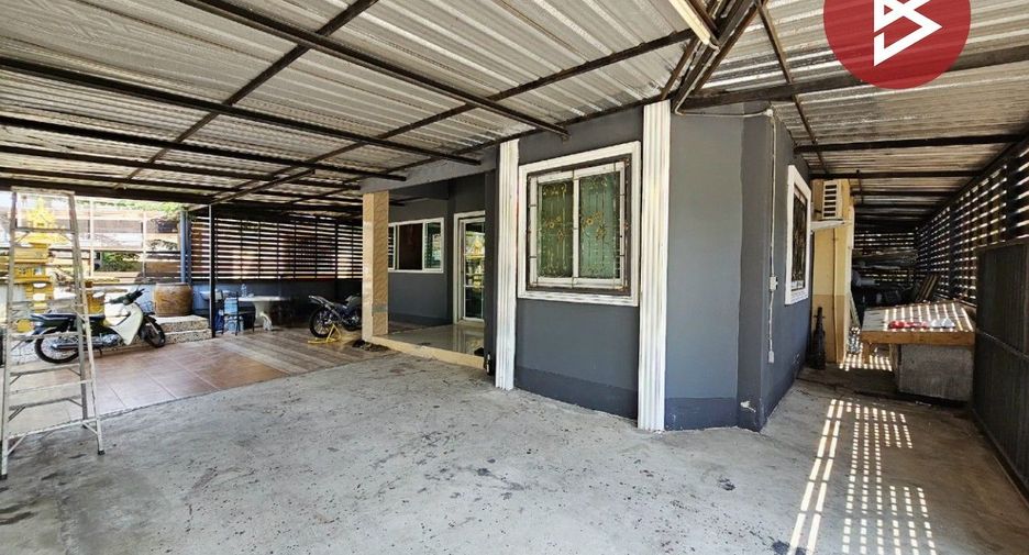 For sale 3 bedrooms house in Phan Thong, Chonburi