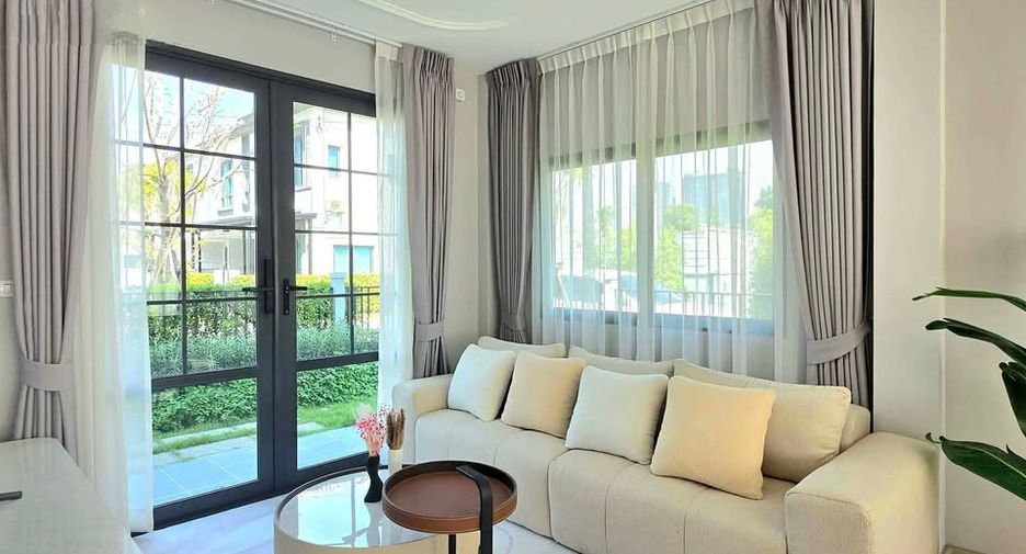 For rent and for sale 4 bedrooms house in Bang Phli, Samut Prakan