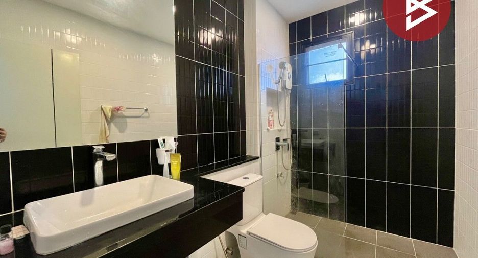 Casa en venta de 4 habitaciones en Mueang Chon Buri, Chonburi