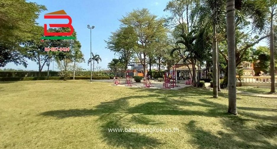 For sale 3 bedrooms condo in Nong Chok, Bangkok
