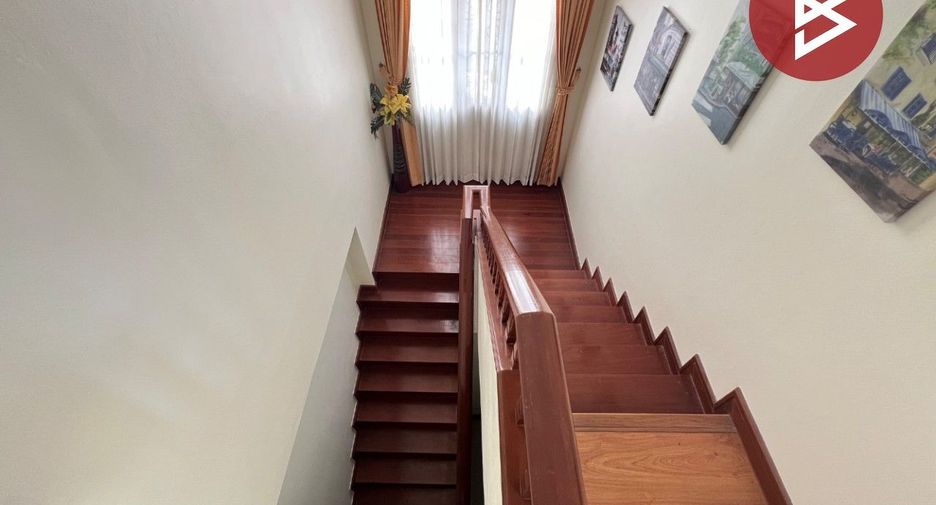 Haus zum Kauf mit 3 Zimmer in Min Buri, Bangkok