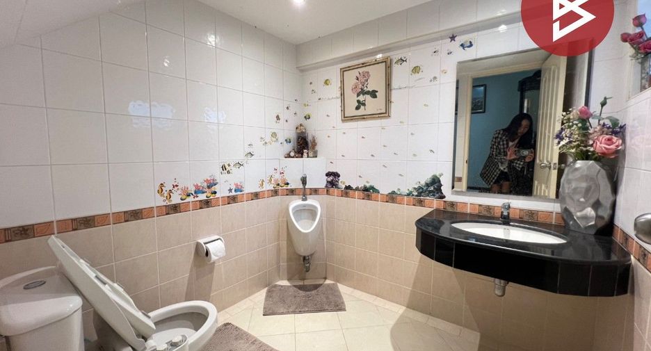 Haus zum Kauf mit 3 Zimmer in Min Buri, Bangkok