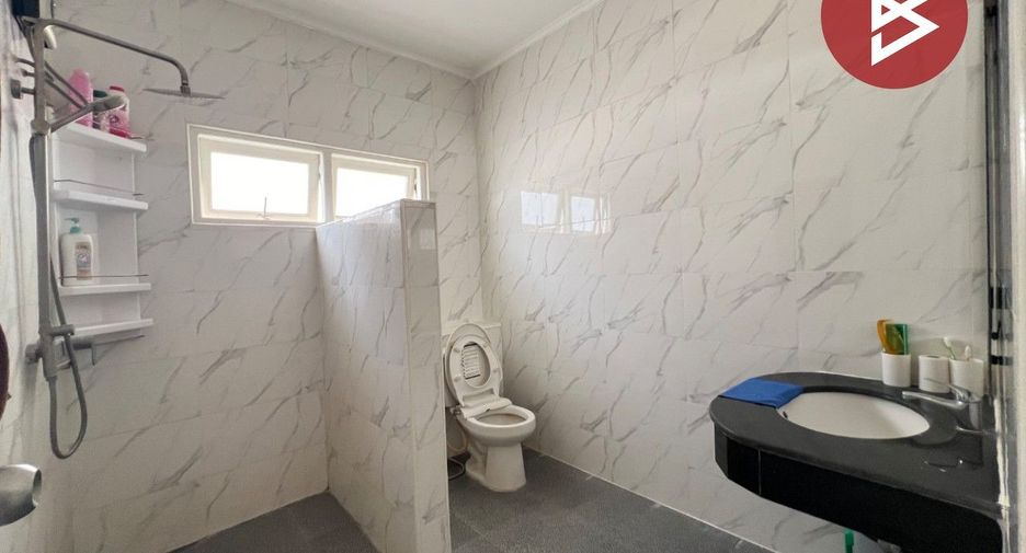 Haus zum Kauf mit 3 Zimmer in Min Buri, Bangkok