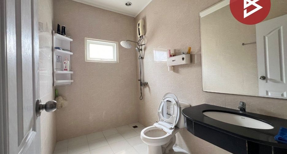 Haus zum Kauf mit 3 Zimmer in Min Buri, Bangkok