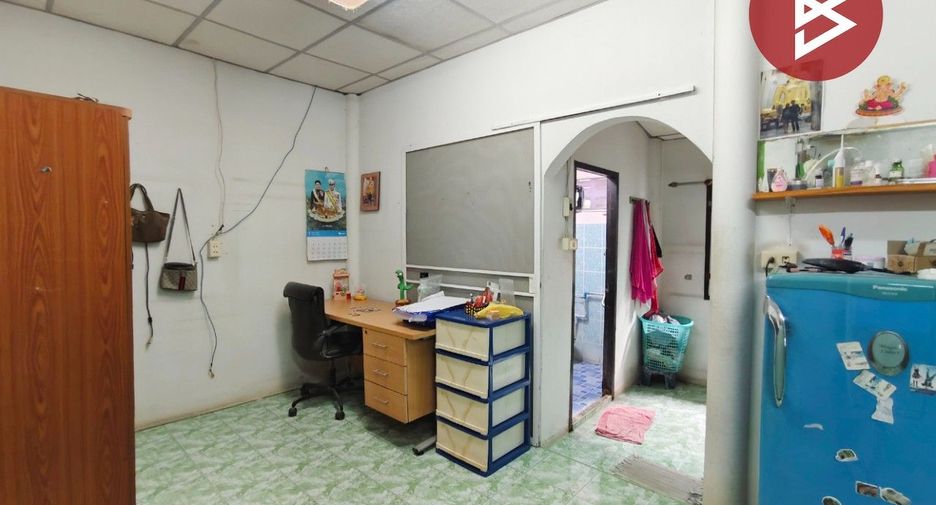 For sale 3 bedrooms house in Nakhon Chai Si, Nakhon Pathom