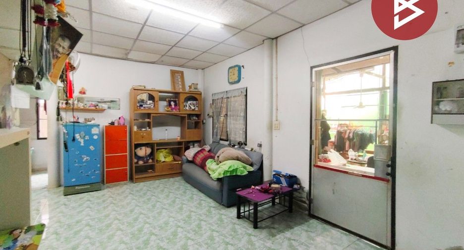For sale 3 bedrooms house in Nakhon Chai Si, Nakhon Pathom