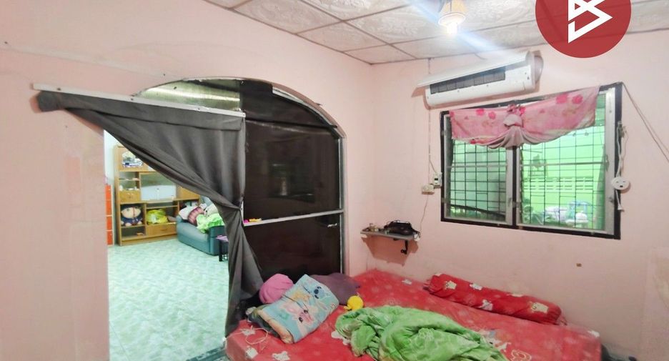 For sale 3 bedrooms house in Nakhon Chai Si, Nakhon Pathom