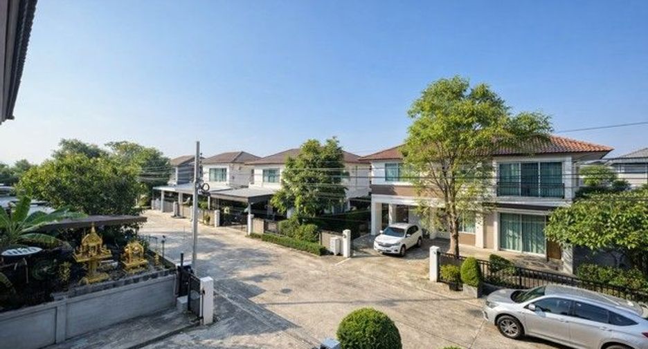 For sale 4 bedrooms house in Prawet, Bangkok