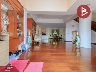 For sale 4 bedrooms house in Mueang Samut Prakan, Samut Prakan