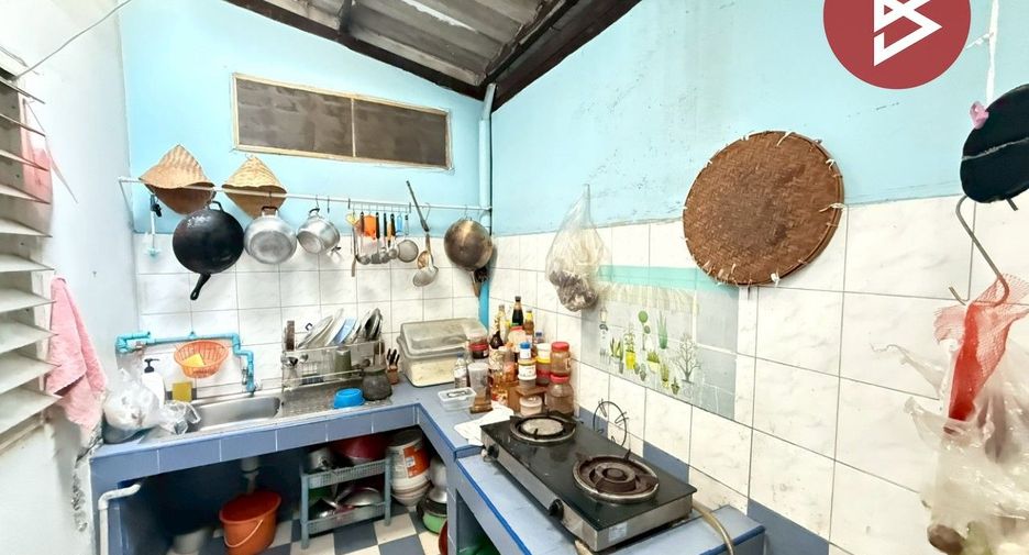 Reihenhaus zum Kauf mit 2 Zimmer in Bang Khen, Bangkok