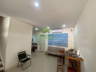 Casa adosada en venta de 3 habitaciones en Bang Sao Thong, Samut Prakan