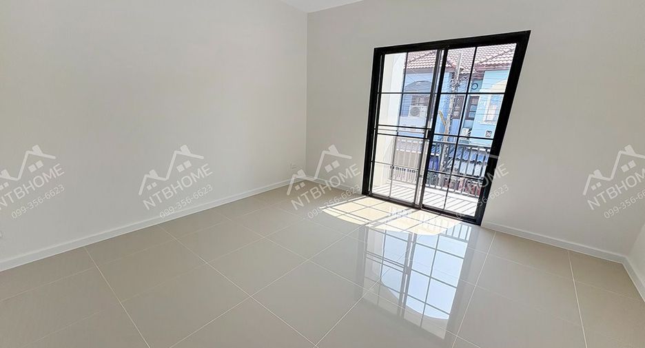 For sale 3 bedrooms townhouse in Bang Bua Thong, Nonthaburi