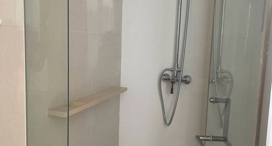 For rent 2 ベッドルーム condo in Khlong Toei, Bangkok