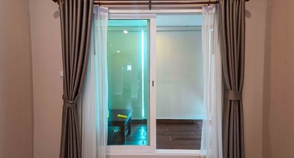 For sale 3 bedrooms house in Khlong Sam Wa, Bangkok