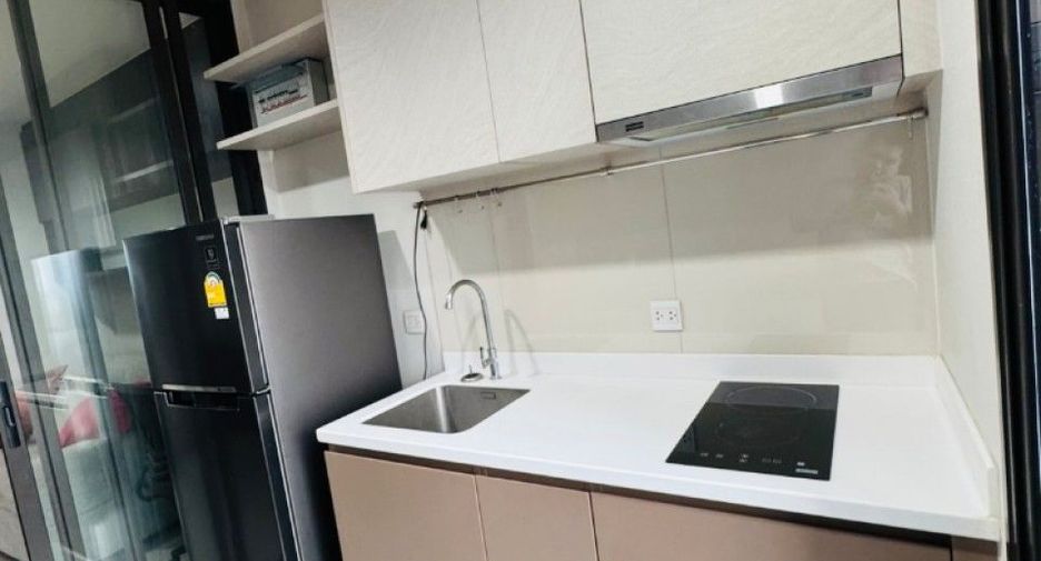 For sale 1 bed condo in Thon Buri, Bangkok