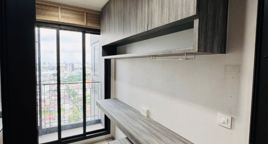 For sale 1 bed condo in Thon Buri, Bangkok