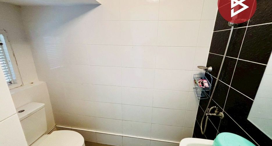 For sale 3 bedrooms townhouse in Mueang Chon Buri, Chonburi