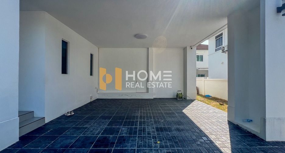 For sale 5 bedrooms house in Lat Krabang, Bangkok