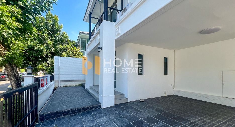 For sale 5 bedrooms house in Lat Krabang, Bangkok