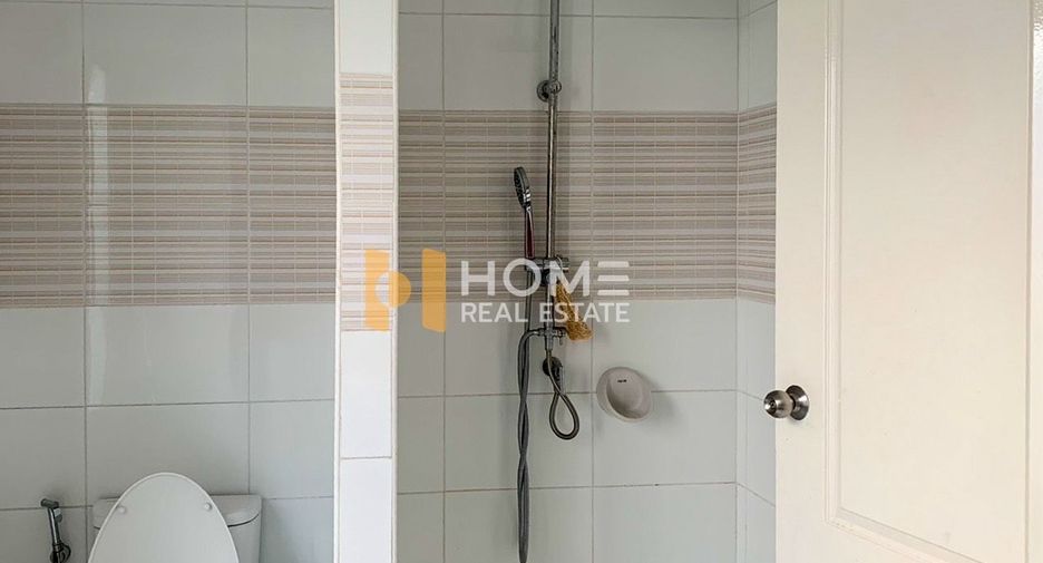 For sale 5 bedrooms house in Lat Krabang, Bangkok